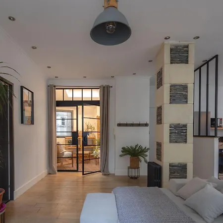 Appartement Spacieux Au Coeur D'Angers Etage 1 - 6 Personnes Exterior photo