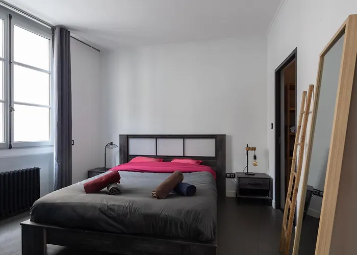 Appartement Spacieux Au Coeur D\'Angers Etage 1 - 6 Personnes