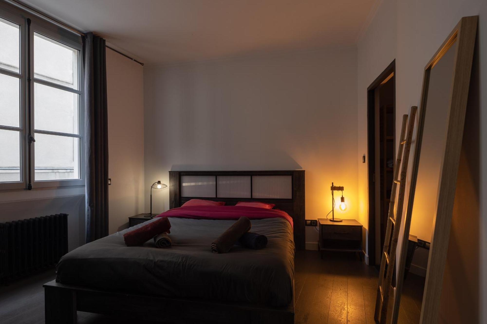 Apartment Spacieux Au Coeur D'angers Etage 1 - 6 Personnes Angers