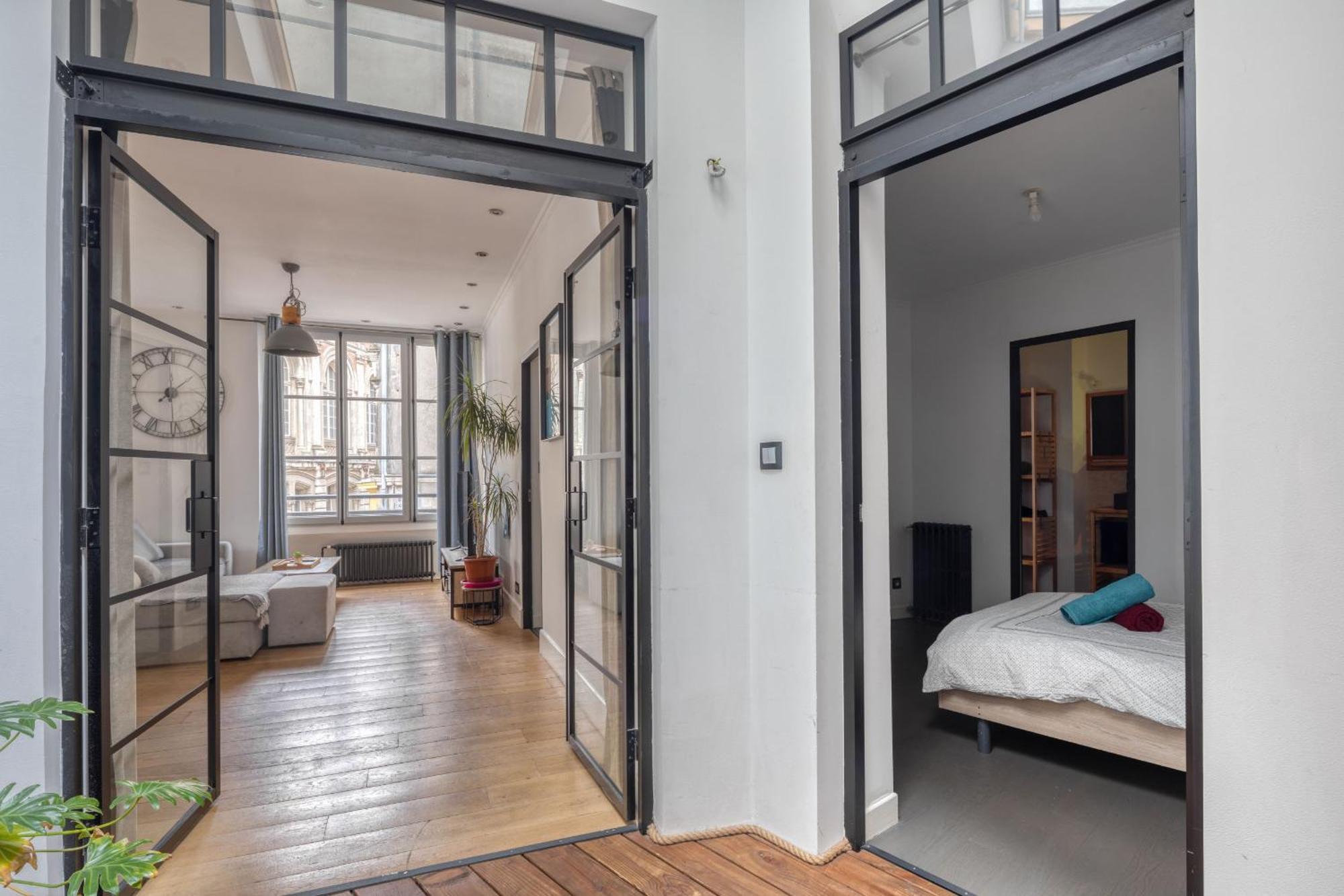 Apartment Spacieux Au Coeur D'angers Etage 1 - 6 Personnes
