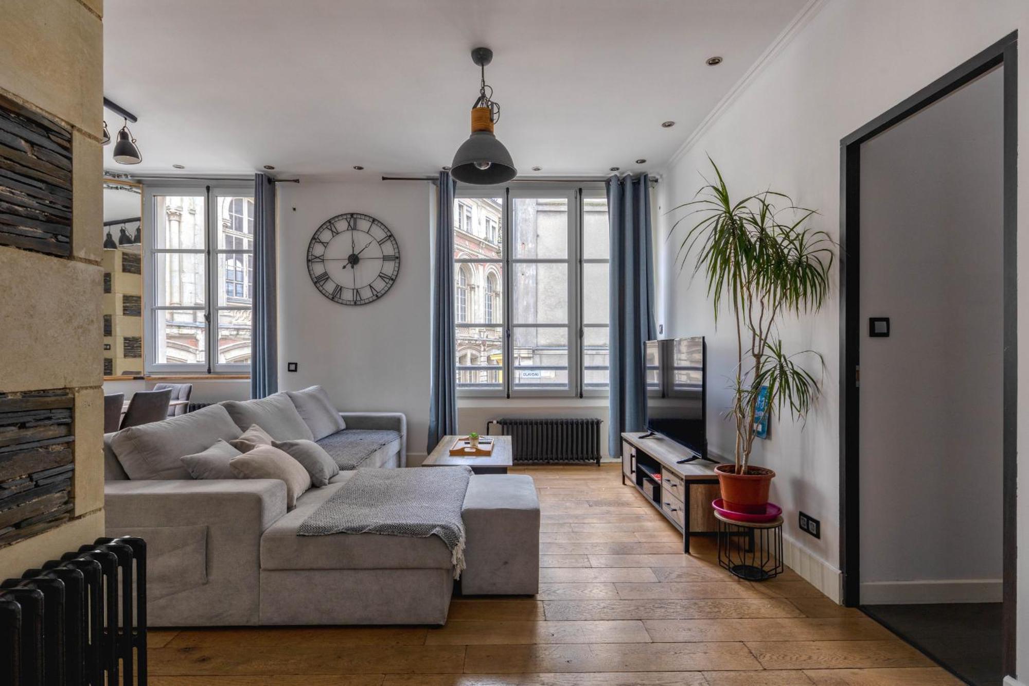 Spacieux Au Coeur D'angers Etage 1 - 6 Personnes *